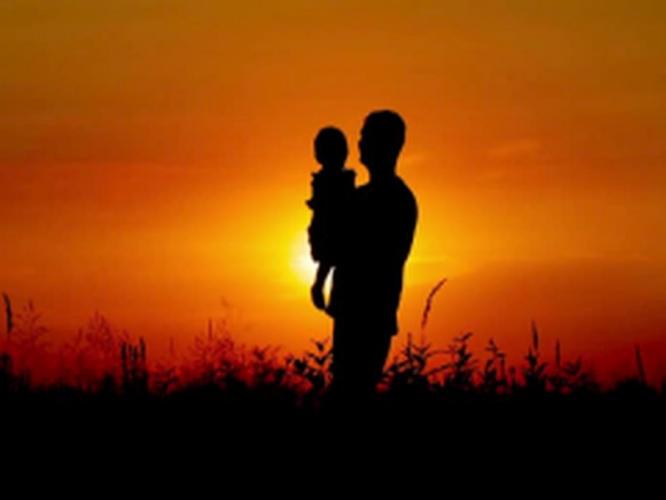 International Men’s Day 2025: नवरा असावा तर असा! बायकोवर जिवापाड प्रेम करणारे ५ सेलिब्रिटी नवरे..