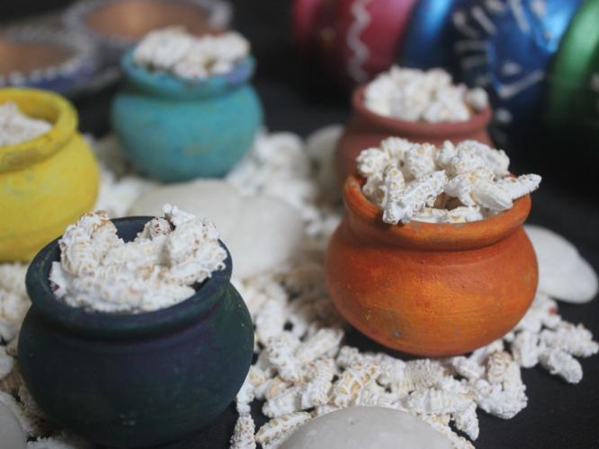 दिवाळीत लक्ष्मीपुजनासाठी आणलेल्या लाह्या खूप उरल्या? करा ३ चवदार पदार्थ, लाह्या म्हणजे अमृतमय प्रसादच दिवाळीत लक्ष्मीपुजनासाठी आणलेल्या लाह्या खूप उरल्या? करा ३ चवदार पदार्थ, लाह्या म्हणजे अमृतमय प्रसादच