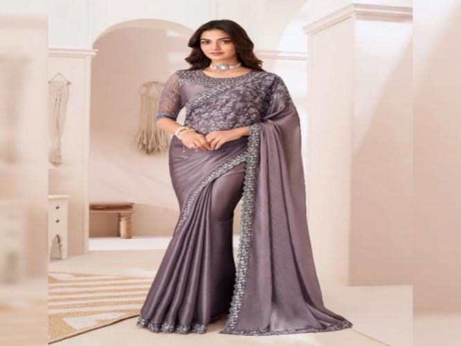 Party Wear saree : पाहा ७ सुंदर ग्लॅमरस साड्या, प्रत्येक पार्टीची शान तुम्हीच-साऱ्या नजरा तुमच्यावर.. Party Wear saree : पाहा ७ सुंदर ग्लॅमरस साड्या, प्रत्येक पार्टीची शान तुम्हीच-साऱ्या नजरा तुमच्यावर..