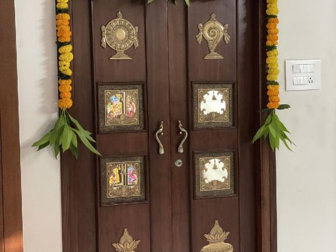 Ganeshotsav 2025 : दाराला लावा ५ सुंदर तोरण, गणपती बाप्पासोबत घरी करा सुखाचे स्वागत Ganeshotsav 2025 : दाराला लावा ५ सुंदर तोरण, गणपती बाप्पासोबत घरी करा सुखाचे स्वागत
