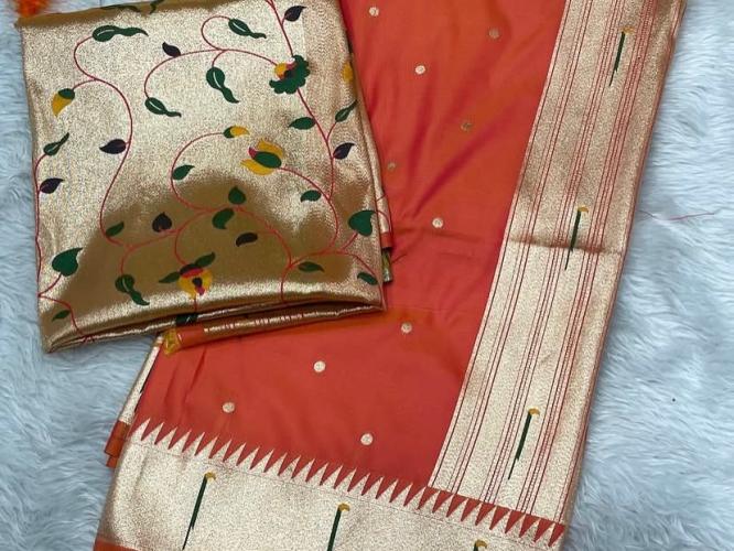 लग्नसोहळ्यात उठून दिसेल खास मुनिया पैठणी; ८ आकर्षक रंगात, साडीत शाही लूक मिळेल लग्नसोहळ्यात उठून दिसेल खास मुनिया पैठणी; ८ आकर्षक रंगात, साडीत शाही लूक मिळेल