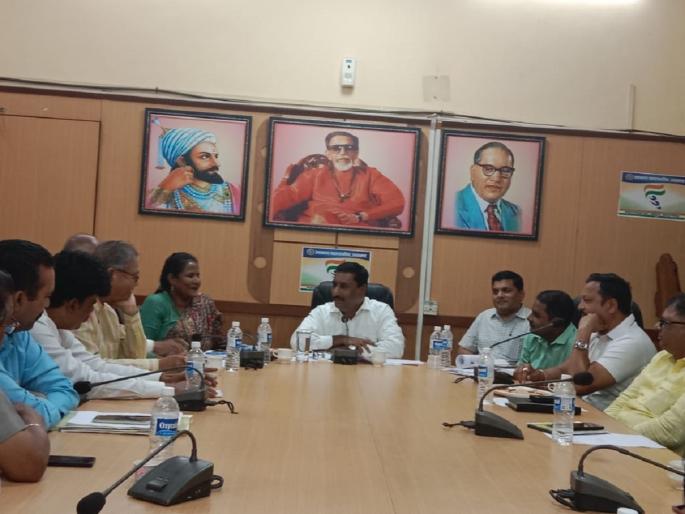 15 thousand 500 Diwali bonus has been announced for Ulhasnagar municipal employees | उल्हासनगर महापालिका कर्मचाऱ्यांना १५ हजार ५०० दिवाळी बोनस, कामगारांची दिवाळी झाली गोड 15 thousand 500 Diwali bonus has been announced for Ulhasnagar municipal employees | उल्हासनगर महापालिका कर्मचाऱ्यांना १५ हजार ५०० दिवाळी बोनस, कामगारांची दिवाळी झाली गोड