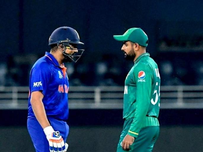 T20 Asia Cup 2022 Ind vs Pak Highlight india won the toss and chose to bowl first know here playing XI | Asia Cup 2022 Ind vs Pak: नाणेफेकीचा कौल भारताच्या बाजूने; रिषभ पंतला वगळून दिनेश कार्तिकला संधी, जाणून घ्या Playing XI