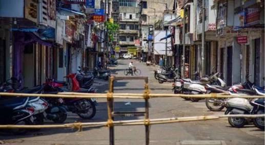 Pune City Lockdown : Why did the lockdown that started on July 13 get spontaneous response from the people? Find out .. | Pune city Lockdown : १३ जुलैपासून सुरू झालेल्या लॉकडाऊनला का मिळतोय लोकांचा उत्स्फूर्त प्रतिसाद? जाणून घ्या.. Pune City Lockdown : Why did the lockdown that started on July 13 get spontaneous response from the people? Find out .. | Pune city Lockdown : १३ जुलैपासून सुरू झालेल्या लॉकडाऊनला का मिळतोय लोकांचा उत्स्फूर्त प्रतिसाद? जाणून घ्या..
