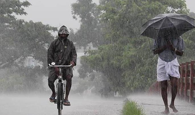 Heavy rainfall in maharashtra upcoming 2 days | राज्यात पुढील दोन दिवस जोरदार पावसाची शक्यता, कोकणात काही ठिकाणी अतिवृष्टीचा इशारा Heavy rainfall in maharashtra upcoming 2 days | राज्यात पुढील दोन दिवस जोरदार पावसाची शक्यता, कोकणात काही ठिकाणी अतिवृष्टीचा इशारा