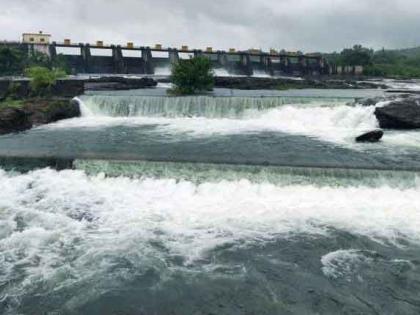 One and a half TMC of water accumulated during the day, 8,734 cusecs were released from the dam into the Mutha river | दिवसभरात सव्वा टीएमसी पाणीसाठा जमा, धरणातून ८ हजार ७३४ क्युसेकने मुठा नदीत विसर्ग One and a half TMC of water accumulated during the day, 8,734 cusecs were released from the dam into the Mutha river | दिवसभरात सव्वा टीएमसी पाणीसाठा जमा, धरणातून ८ हजार ७३४ क्युसेकने मुठा नदीत विसर्ग