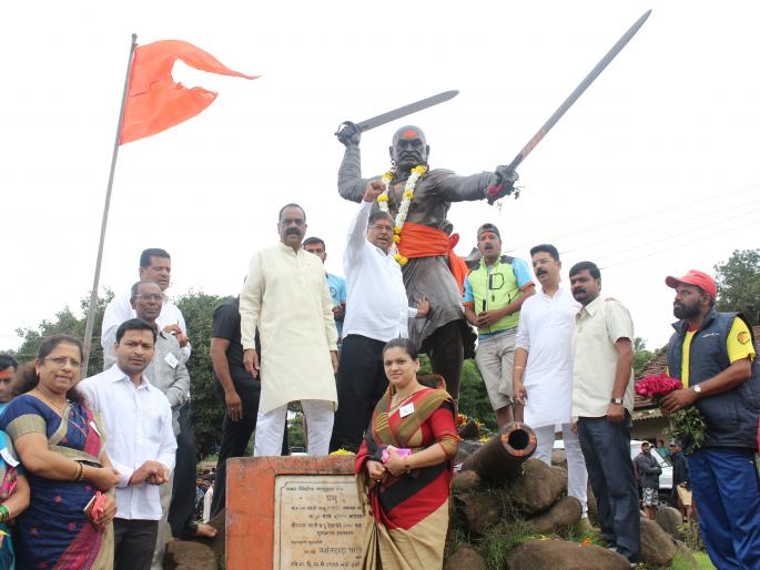 Panhalgad-Pavankhind 'tremendous campaign started in pleasant atmosphere | आल्हाददायक वातावरणात ‘पन्हाळगड-पावनखिंड ’ पदभ्रमंती मोहीमेस प्रारंभ
