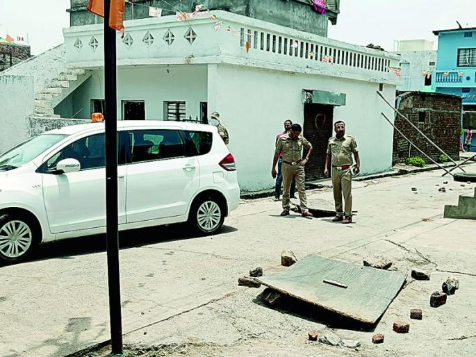 In the midst of a trivial dispute, Shubham killed Ashish and removed the thorn | क्षुल्लक वाद भोवला अन् शुभमने आशिषची हत्या करून काटा काढला In the midst of a trivial dispute, Shubham killed Ashish and removed the thorn | क्षुल्लक वाद भोवला अन् शुभमने आशिषची हत्या करून काटा काढला