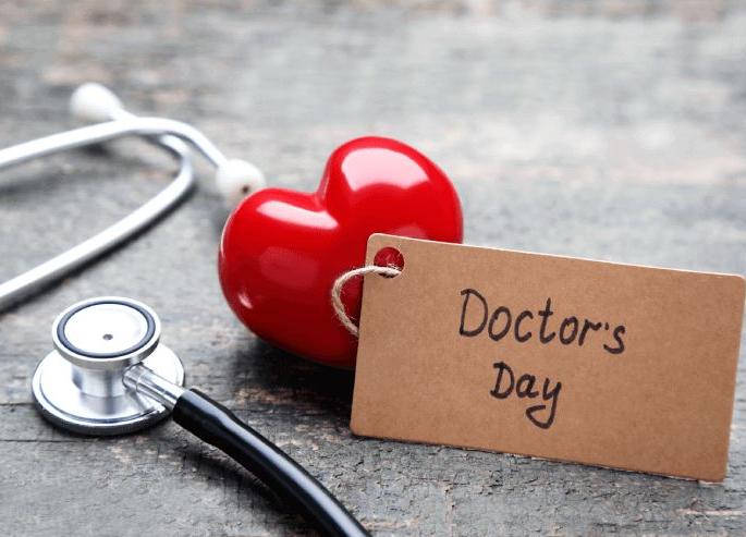 World Doctors Day; War with our invisible enemy ... | World Doctor's Day; युद्ध आमचे न दिसणाऱ्या शत्रूशी... World Doctors Day; War with our invisible enemy ... | World Doctor's Day; युद्ध आमचे न दिसणाऱ्या शत्रूशी...