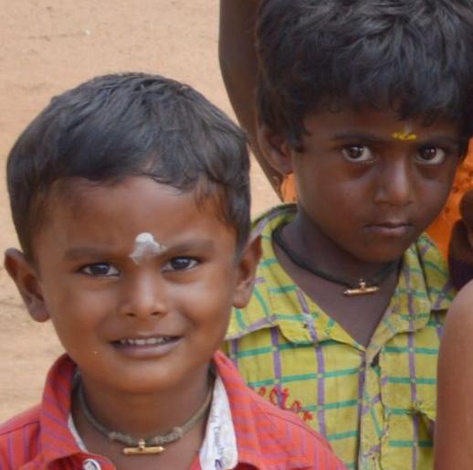 Get out of school and get 1 thousand | शाळाबाह्य मूल दाखवा अन् मिळवा १ हजार; गोंदिया जिल्हा परिषद Get out of school and get 1 thousand | शाळाबाह्य मूल दाखवा अन् मिळवा १ हजार; गोंदिया जिल्हा परिषद