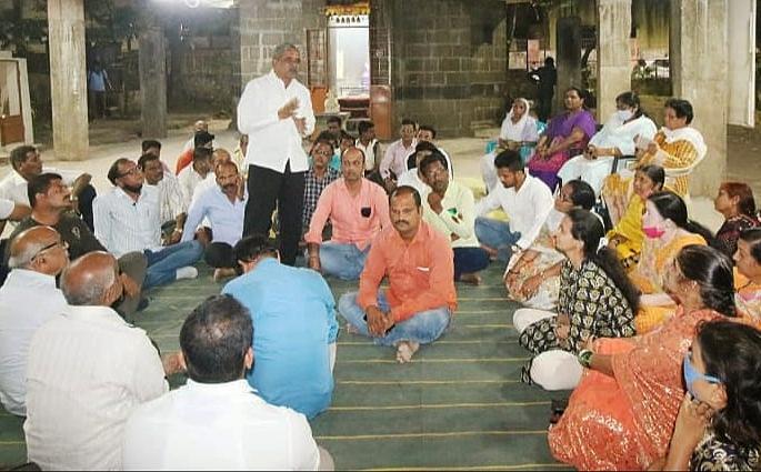 Implement empowerment scheme for youth and women in the society: Vasantrao Mulik | मराठा समाजातील युवक, महिलांकरिता सक्षमीकरण योजना राबवू :वसंतराव मुळीक Implement empowerment scheme for youth and women in the society: Vasantrao Mulik | मराठा समाजातील युवक, महिलांकरिता सक्षमीकरण योजना राबवू :वसंतराव मुळीक