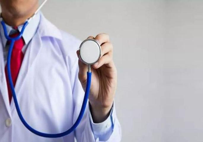 The bogus doctor cooling search campaign | बोगस डॉक्टर शोध मोहीम थंडावली The bogus doctor cooling search campaign | बोगस डॉक्टर शोध मोहीम थंडावली