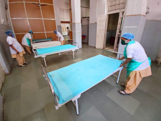 corona in kolhapur - State government calls for people in shelters | corona in kolhapur-निवारागृहांतील लोकांंची मागविली राज्य शासनाने माहिती corona in kolhapur - State government calls for people in shelters | corona in kolhapur-निवारागृहांतील लोकांंची मागविली राज्य शासनाने माहिती