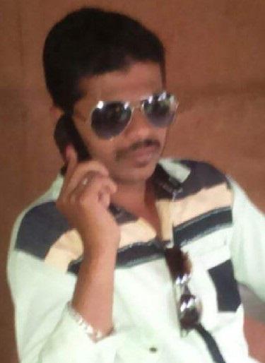 The bodies of the youth of Golakot are found in blood throors | गोवळकोट येथील तरुणाचा रक्ताच्या थारोळ्यात मृतदेह