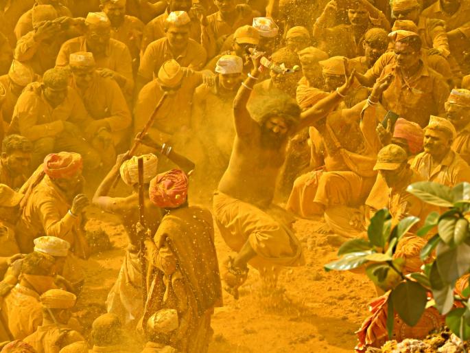 Move towards uniform civil law, predictions at Vitthal Birdev Yatra in Pattankadoli kolhapur | Kolhapur: समान नागरी कायद्याच्या दिशेने वाटचाल होईल, पट्टणकोडोली येथील विठ्ठल बिरदेव यात्रेत भाकणूक Move towards uniform civil law, predictions at Vitthal Birdev Yatra in Pattankadoli kolhapur | Kolhapur: समान नागरी कायद्याच्या दिशेने वाटचाल होईल, पट्टणकोडोली येथील विठ्ठल बिरदेव यात्रेत भाकणूक