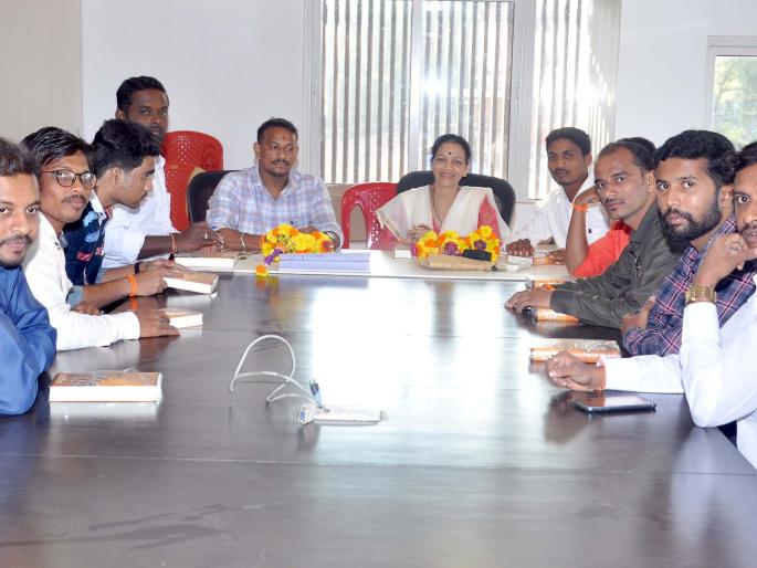 Sindhadurg: strengthen the party organization through Yuva Sena: Giteesh Kadu | सिंधदुर्ग : युवासेनेच्या माध्यमातून पक्ष संघटना बळकट करा : गितेश कडू Sindhadurg: strengthen the party organization through Yuva Sena: Giteesh Kadu | सिंधदुर्ग : युवासेनेच्या माध्यमातून पक्ष संघटना बळकट करा : गितेश कडू