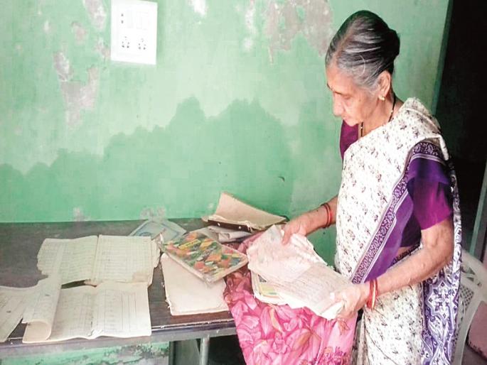 10 thousand natural childbirth by Indore's Nalutai! | इंदोरीच्या नलुतार्इंनी केले १० हजार नैसर्गिक बाळंतपण! 10 thousand natural childbirth by Indore's Nalutai! | इंदोरीच्या नलुतार्इंनी केले १० हजार नैसर्गिक बाळंतपण!