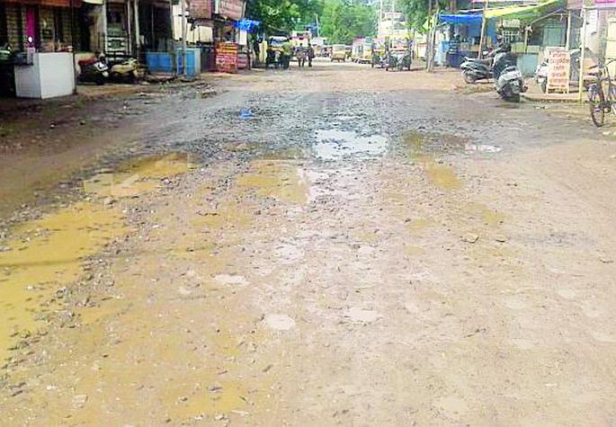 Who is the Watch of Badnera Railway Station? | बडनेरा रेल्वेस्थानक मार्गाचा वाली कोण? Who is the Watch of Badnera Railway Station? | बडनेरा रेल्वेस्थानक मार्गाचा वाली कोण?