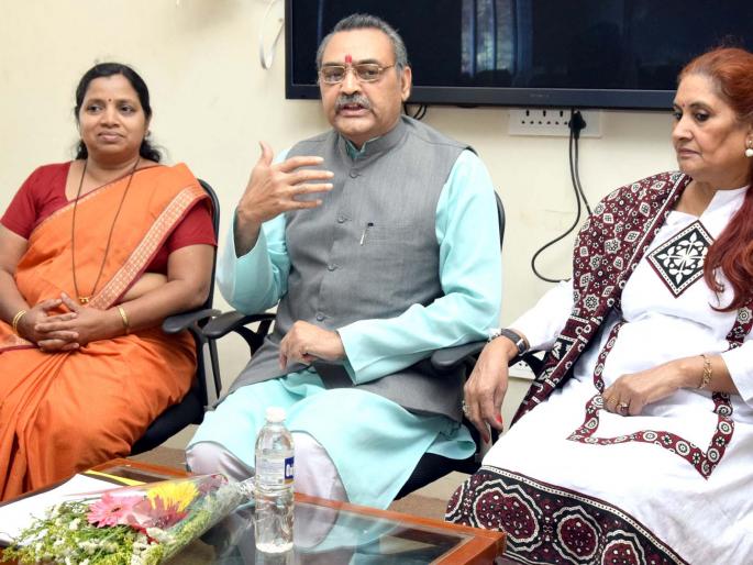 Sanskrit is the only language that connects the whole country: Dr. Baldevanand Sea | संपूर्ण देशाला जोडणारी संस्कृत ही परिपूर्ण भाषा : डॉ. बलदेवानंद सागर Sanskrit is the only language that connects the whole country: Dr. Baldevanand Sea | संपूर्ण देशाला जोडणारी संस्कृत ही परिपूर्ण भाषा : डॉ. बलदेवानंद सागर