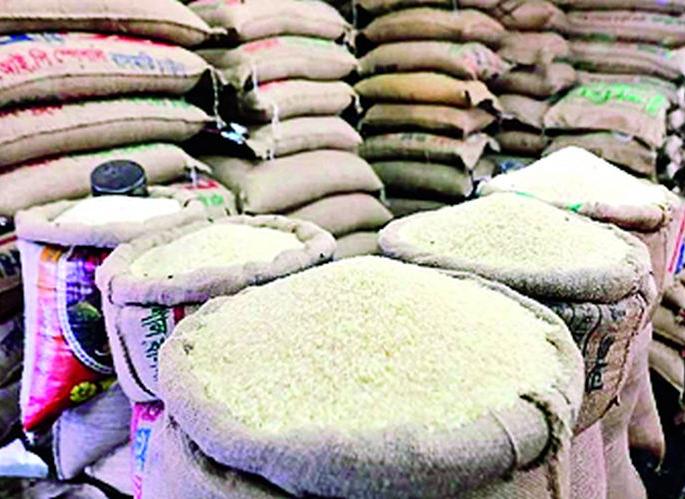 Smuggled import of rice, where does the grain of the district go? | तांदळाची चोरटी आयात, तर जिल्ह्यातील धान जातो कुठे? Smuggled import of rice, where does the grain of the district go? | तांदळाची चोरटी आयात, तर जिल्ह्यातील धान जातो कुठे?