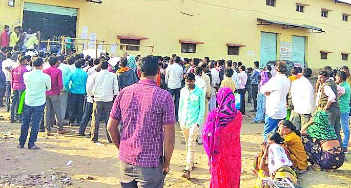 Over 20,000 workers are deprived of the 'kit' of construction materials | २० हजारावर कामगार बांधकाम साहित्याच्या ‘किट’ पासून वंचित