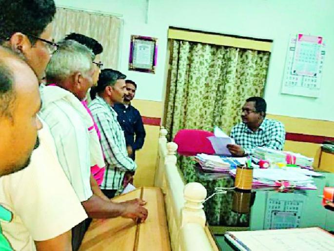 Enforce the administration of plot holders for Gundewahi | गुंठेवारी प्लाटधारकांचे न्यायासाठी प्रशासनाला साकडे