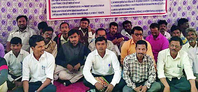 N.P. Employees' Kamwand Movement | न.प. कर्मचाऱ्यांचे कामबंद आंदोलन