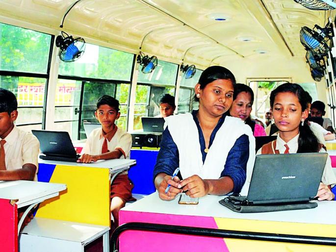 Training of Guardian Minister's Computer Laboratory | पालकमंत्री संगणक प्रयोगशाळेच्या प्रशिक्षणाला सुरूवात Training of Guardian Minister's Computer Laboratory | पालकमंत्री संगणक प्रयोगशाळेच्या प्रशिक्षणाला सुरूवात