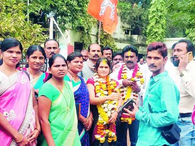 Similar committees for Congress and BJP | काँग्रेस व भाजपकडे समसमान समित्या Similar committees for Congress and BJP | काँग्रेस व भाजपकडे समसमान समित्या