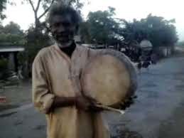 Dwandi deportation in rural areas | ग्रामीण भागातील दवंडी हद्दपार Dwandi deportation in rural areas | ग्रामीण भागातील दवंडी हद्दपार