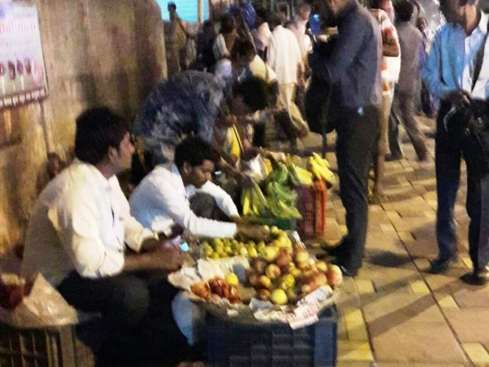 Dombivliyat Municipal Corporation plans 200 slabs with 36 roads selected for hawkers | डोंबिवलीत महापालिकेने ना फेरीवाला क्षेत्रासाठी निवडले ३६ रस्त्यांसह २०० जागांचा आराखडा Dombivliyat Municipal Corporation plans 200 slabs with 36 roads selected for hawkers | डोंबिवलीत महापालिकेने ना फेरीवाला क्षेत्रासाठी निवडले ३६ रस्त्यांसह २०० जागांचा आराखडा