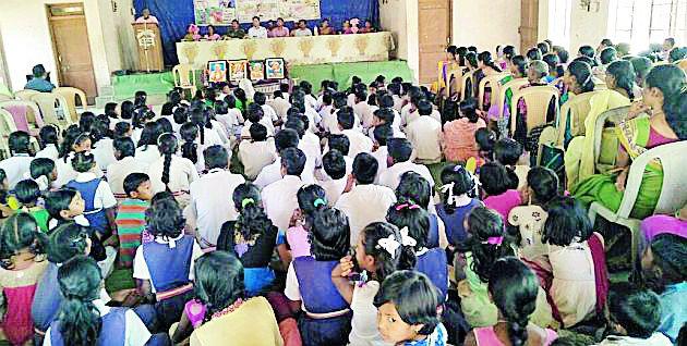 Guidance on cleanliness in the city | मुलचेरात स्वच्छतेवर मार्गदर्शन Guidance on cleanliness in the city | मुलचेरात स्वच्छतेवर मार्गदर्शन