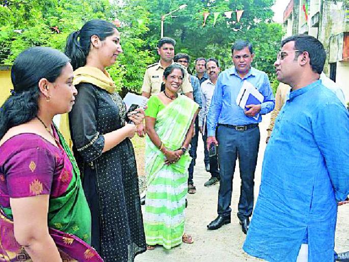 Visit to the hostel of Tribal Development Ministers | आदिवासी विकास मंत्र्यांची वसतिगृहाला भेट Visit to the hostel of Tribal Development Ministers | आदिवासी विकास मंत्र्यांची वसतिगृहाला भेट