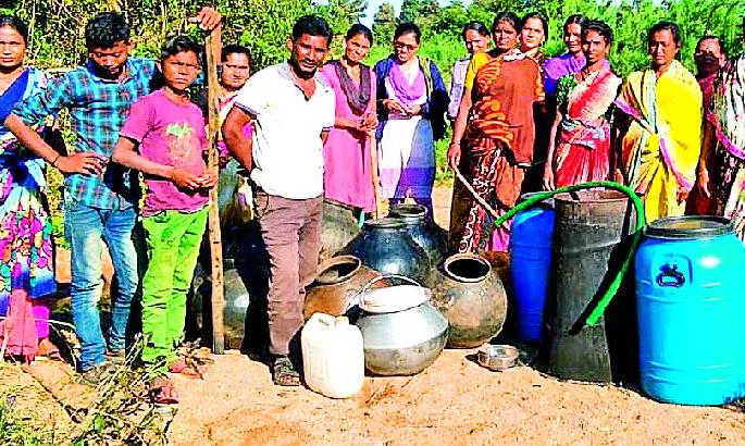 Women's yachts on drunkenness | दारूभट्ट्यांवर महिलांची धाड