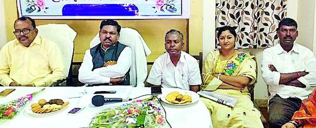 Follow-up to center for 4G mobile service | ४-जी मोबाईल सेवेसाठी केंद्राकडे पाठपुरावा करणार