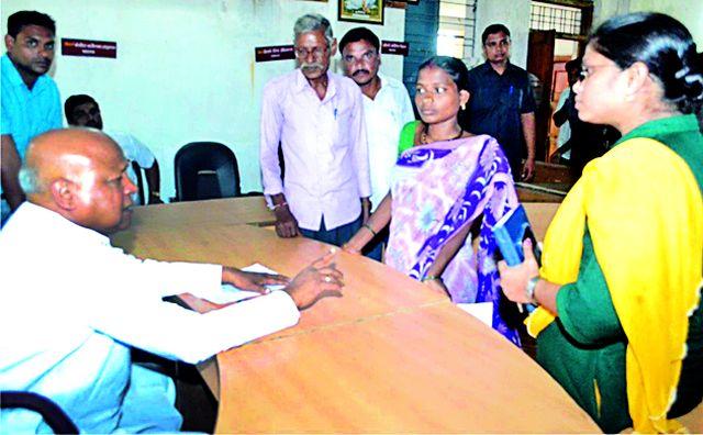 The benefits of the schemes reach the common man | सर्वसामान्यांपर्यंत योजनांचा लाभ पोहचावा