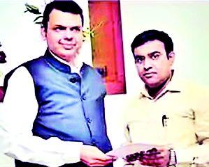 One trillion rupees to Shrikrushna Gurkhakshan Sanstha Sanstha with the efforts of Phukke | फुके यांच्या प्रयत्नाने श्रीकृष्ण गौरक्षण सभा संस्थेला एक कोटी One trillion rupees to Shrikrushna Gurkhakshan Sanstha Sanstha with the efforts of Phukke | फुके यांच्या प्रयत्नाने श्रीकृष्ण गौरक्षण सभा संस्थेला एक कोटी