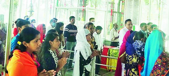 May the New Year bring health to all ...! | नववर्ष सर्वांना आरोग्य संपन्न जाऊ दे ...!