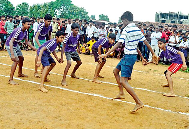 The indigenous sports club needs a king-house | स्वदेशी खेळोत्तेजक मंडळाला राजाश्रयाची गरज The indigenous sports club needs a king-house | स्वदेशी खेळोत्तेजक मंडळाला राजाश्रयाची गरज