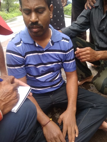 Saved youth rescued in Ichalkaranji |  इचलकरंजीत बुडणाऱ्या तरुणाला रेस्क्यू फोर्सच्या जवानांनी वाचवले