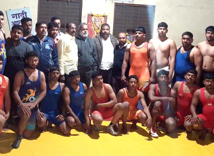 Maharashtra Kesari team announced for wrestling | महाराष्ट्र केसरी कुस्ती स्पर्धेसाठी संघ जाहीर Maharashtra Kesari team announced for wrestling | महाराष्ट्र केसरी कुस्ती स्पर्धेसाठी संघ जाहीर