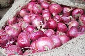 The price of onion is Rs | अभोण्यात कांद्याला २३०० रुपये भाव The price of onion is Rs | अभोण्यात कांद्याला २३०० रुपये भाव