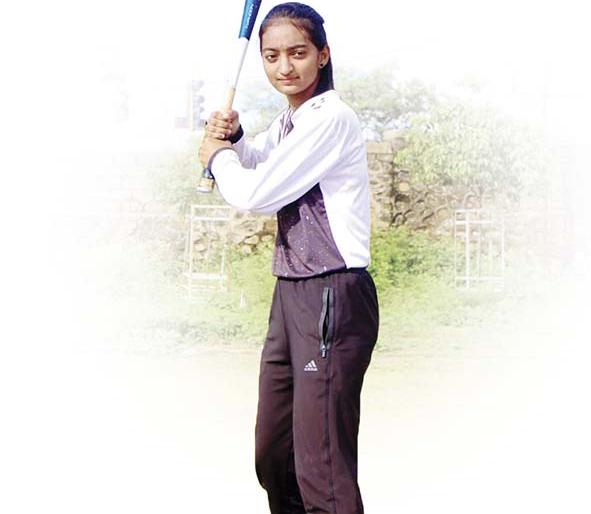 jyoti pawar , A latur girl, & a baseball dream. | लातूरच्या ज्योतीनं बेसबॉल टीमर्पयत कशी मारली धडक? jyoti pawar , A latur girl, & a baseball dream. | लातूरच्या ज्योतीनं बेसबॉल टीमर्पयत कशी मारली धडक?
