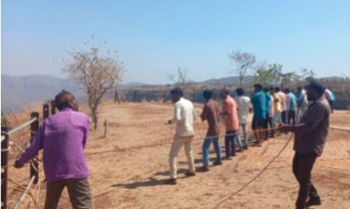 Mother was waiting at home but she reached Sitakhai | घरी वाट बघत होती आई पण त्याने गाठली सिताखाई Mother was waiting at home but she reached Sitakhai | घरी वाट बघत होती आई पण त्याने गाठली सिताखाई