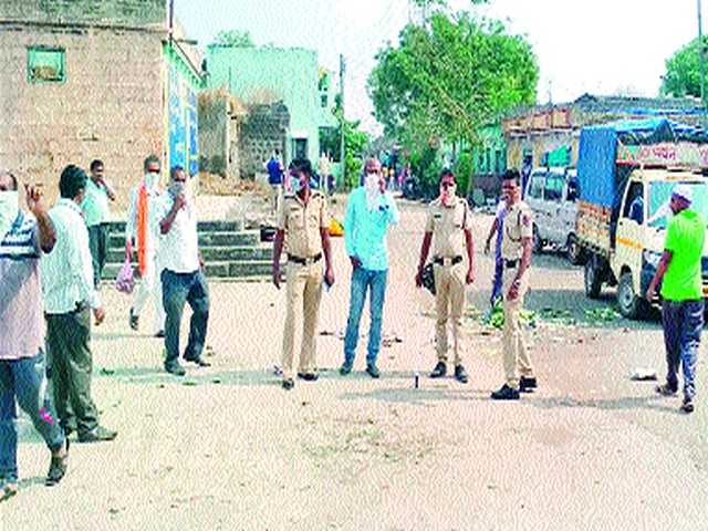 Social Distance in Pangs | पांगरीत सोशल डिस्टन्सिंग Social Distance in Pangs | पांगरीत सोशल डिस्टन्सिंग