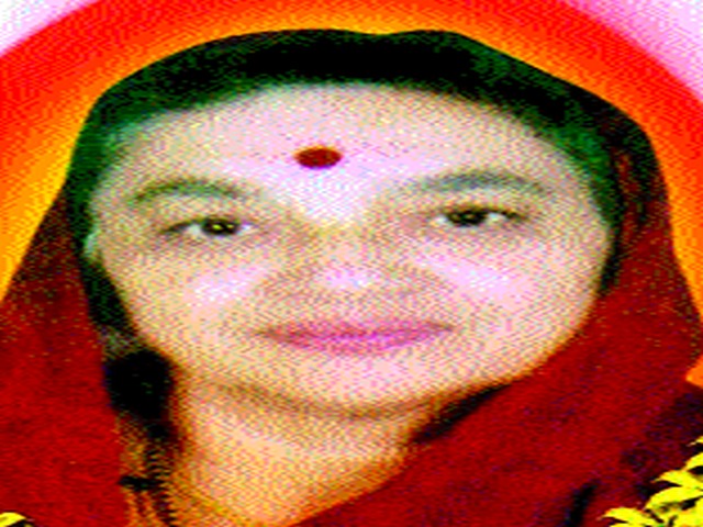 Wife's wife dies after husband | पतीपाठोपाठ पत्नीचेही निधन Wife's wife dies after husband | पतीपाठोपाठ पत्नीचेही निधन