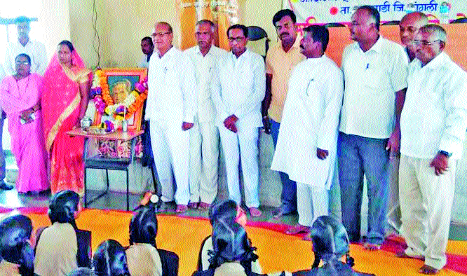 Let's finish the Gdima memorial year | गदिमा स्मारक वर्षात पूर्ण करू Let's finish the Gdima memorial year | गदिमा स्मारक वर्षात पूर्ण करू