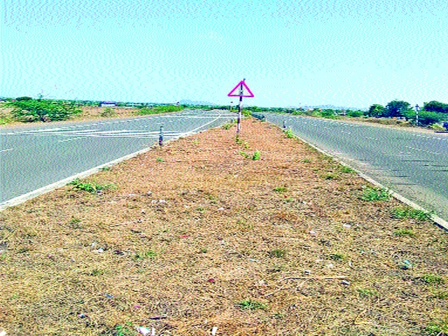Silence on the highway | महामार्गावर सन्नाटा Silence on the highway | महामार्गावर सन्नाटा