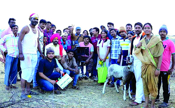 'Palshi's PT' has been running smoothly | ‘पळशीच्या पीटी’ची सातासमुद्रापार धाव