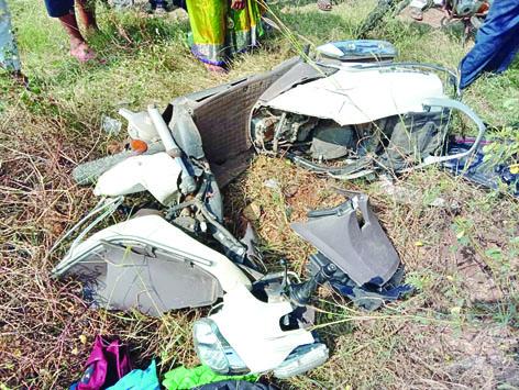 One killed in jeep-bike accident | जीप-दुचाकी अपघातात एक ठार One killed in jeep-bike accident | जीप-दुचाकी अपघातात एक ठार